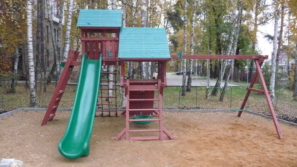 Игровой комплекс КОРОЛЕВСТВО вид спереди